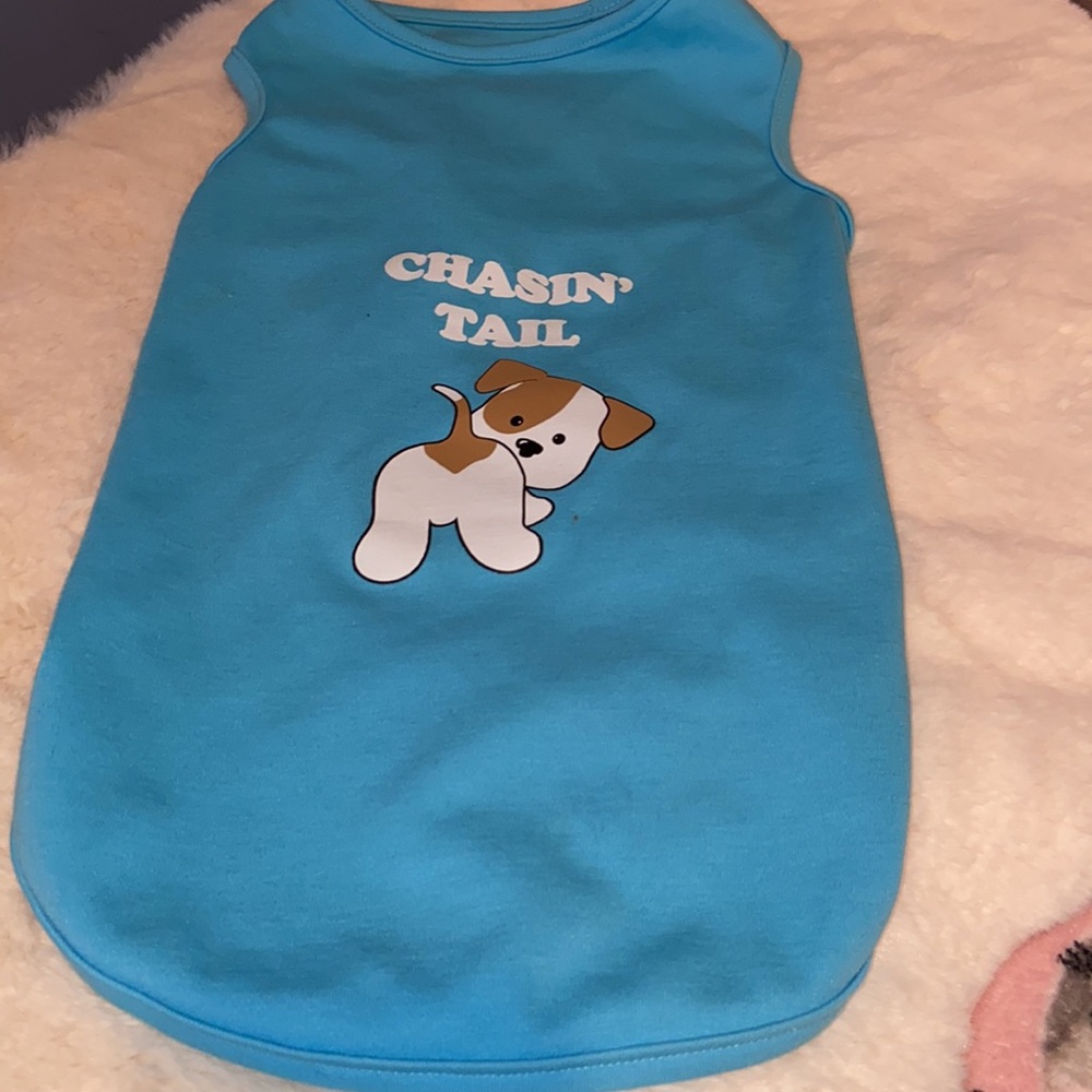 Very cute dog t-shirt